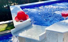 CHACARA THA&THI COND FECHADO WI FI SPA e PISC AQUECECIMENTO SOLAR